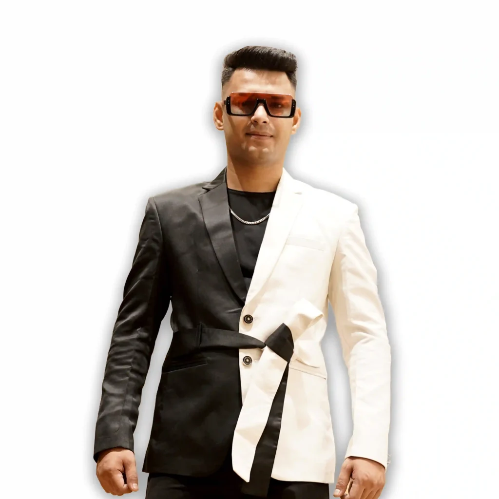 DJ Band Artist Tushar Negi the Lead Performet of Mashupminati DJ Based Band